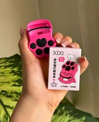 فرمژه مدل پنجه گربه